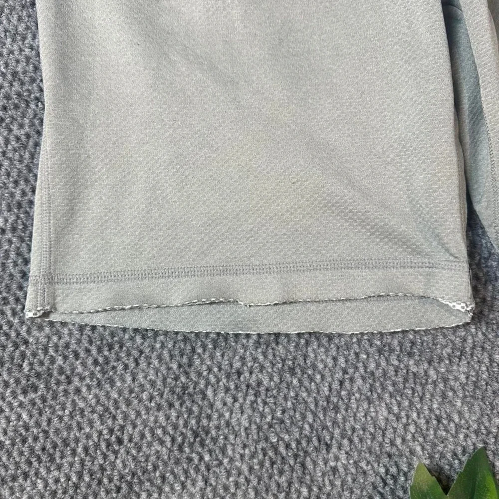 Nike SB Dri-FIT Skateboarding Shorts Gray Big Logo